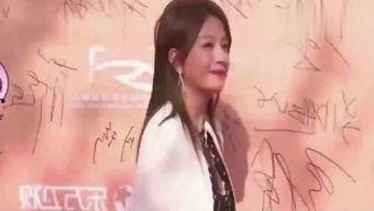 明星爆料八卦最新视频播放,明星爆料八卦视频热映，幕后故事大公开！