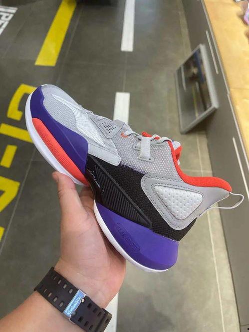 李宁篮球鞋最新爆料事件,神秘设计引热议，揭秘背后的创新科技